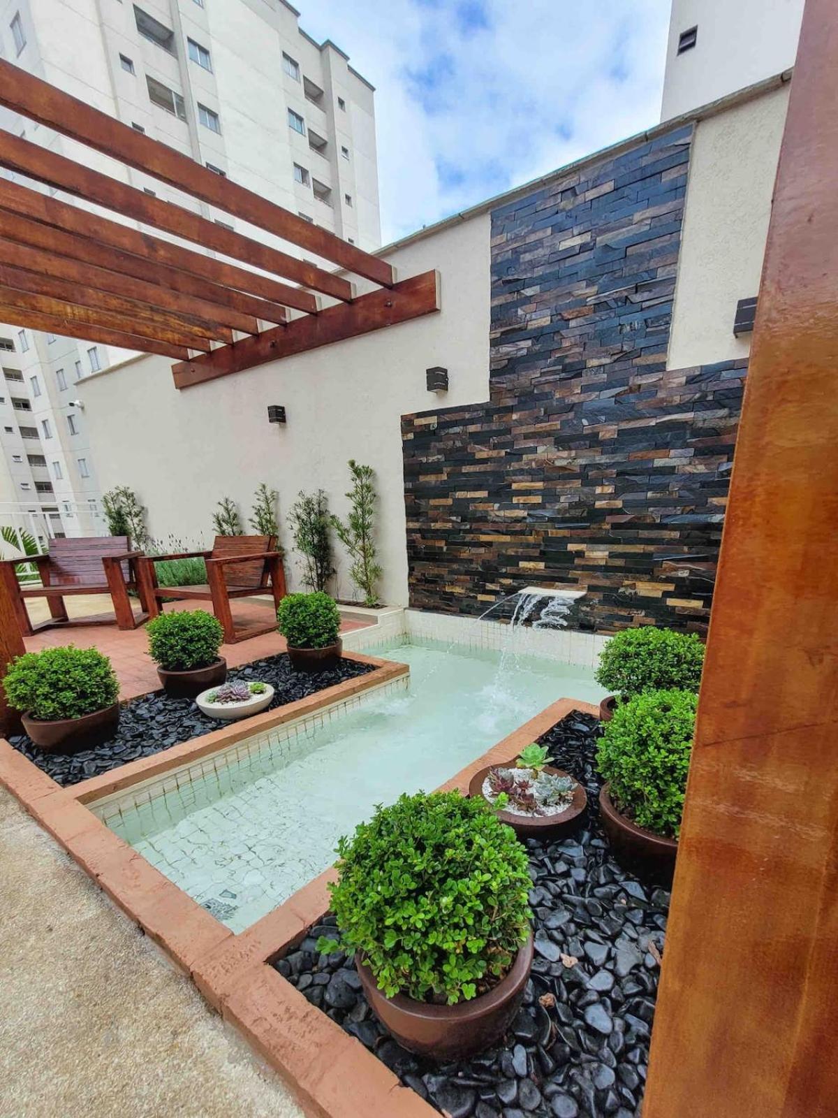 Bem No Centro, Cozinha Completa, Varanda E Garagem Poços de Caldas Kültér fotó